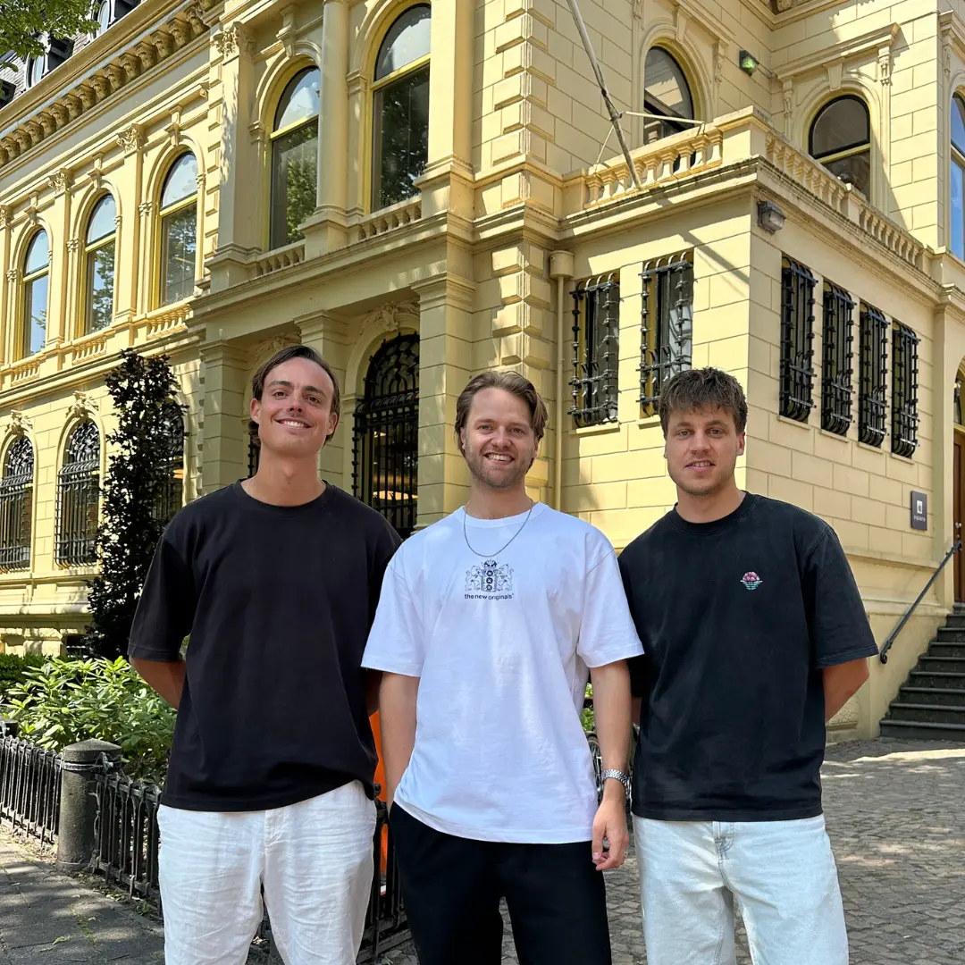 The BrickFindr team outside the office in Groningen